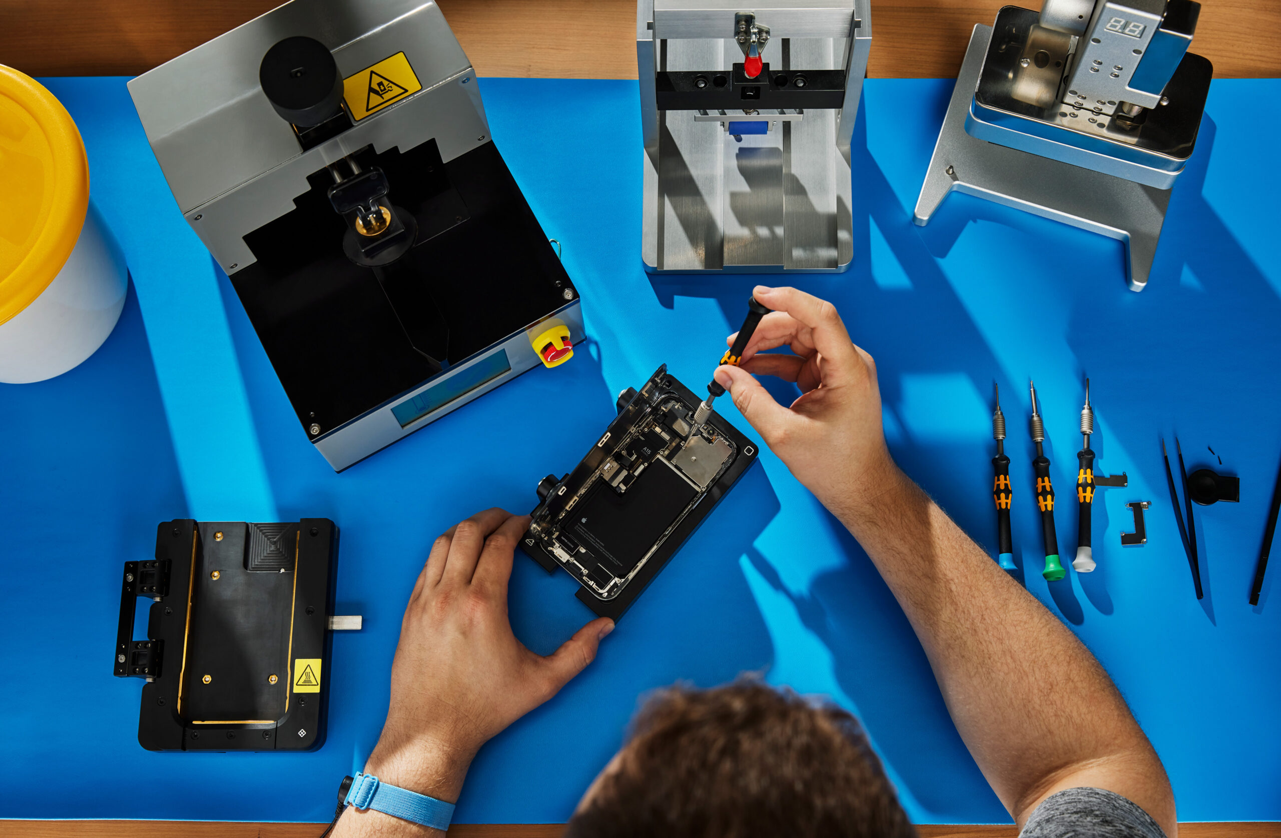 Konkurrencerådet får Apple til at lempe grebet om iPhone-reparationer