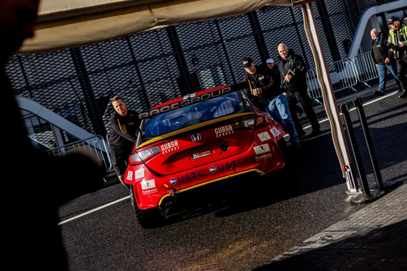 Selected Car Group går ind i motorsport