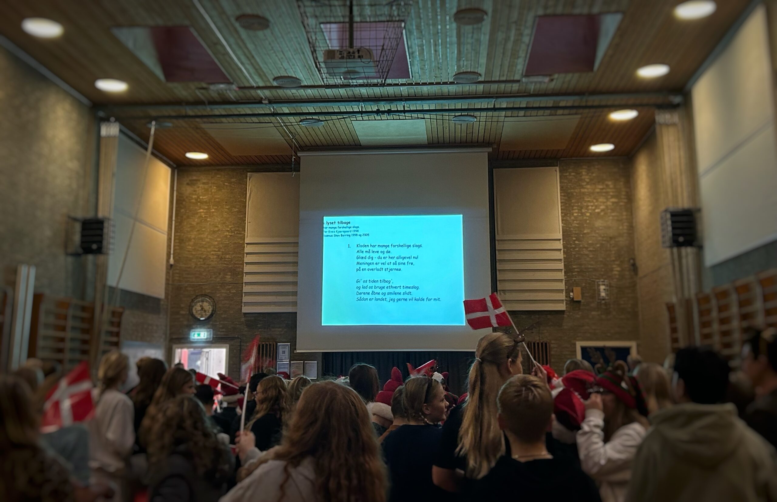 FodboldtrøjeFredag samler igen ind til kræftramte børn – vil slå ny rekord