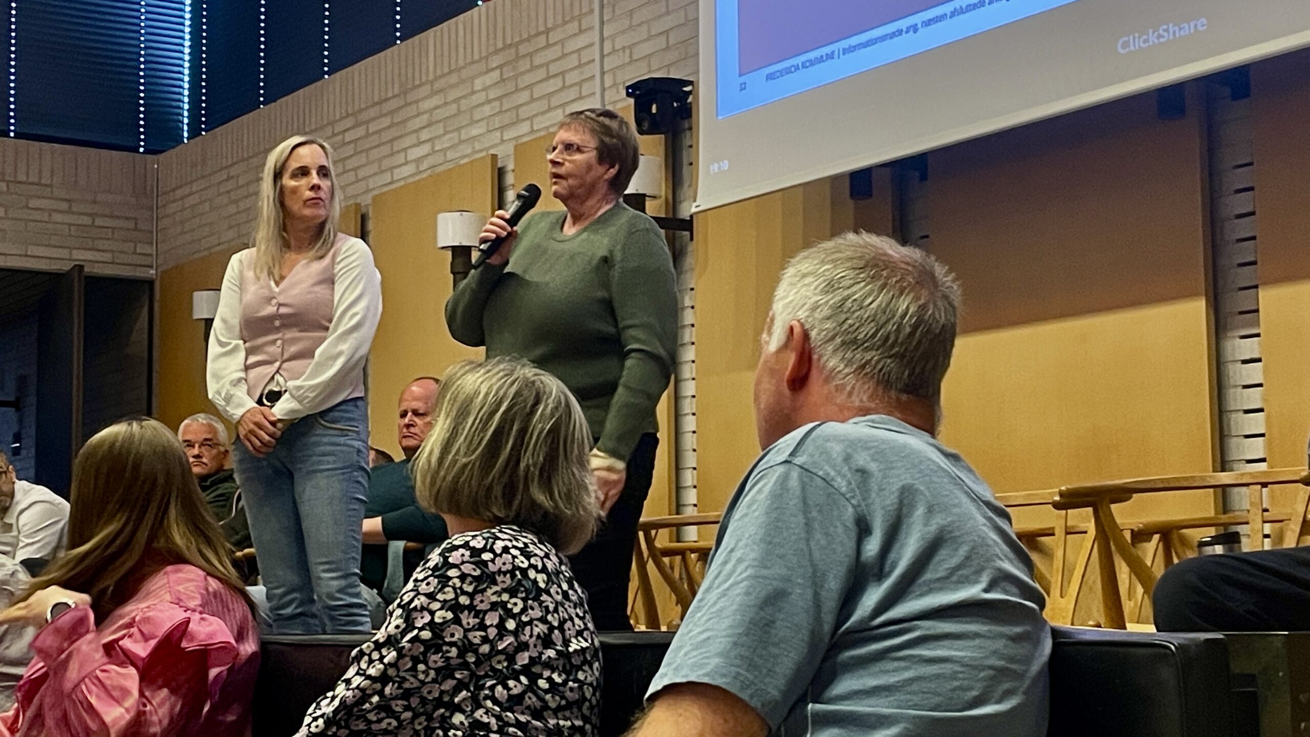 Politikere og forsyninger i skudlinjen: Borgere på Nørrebrogade sagde fra