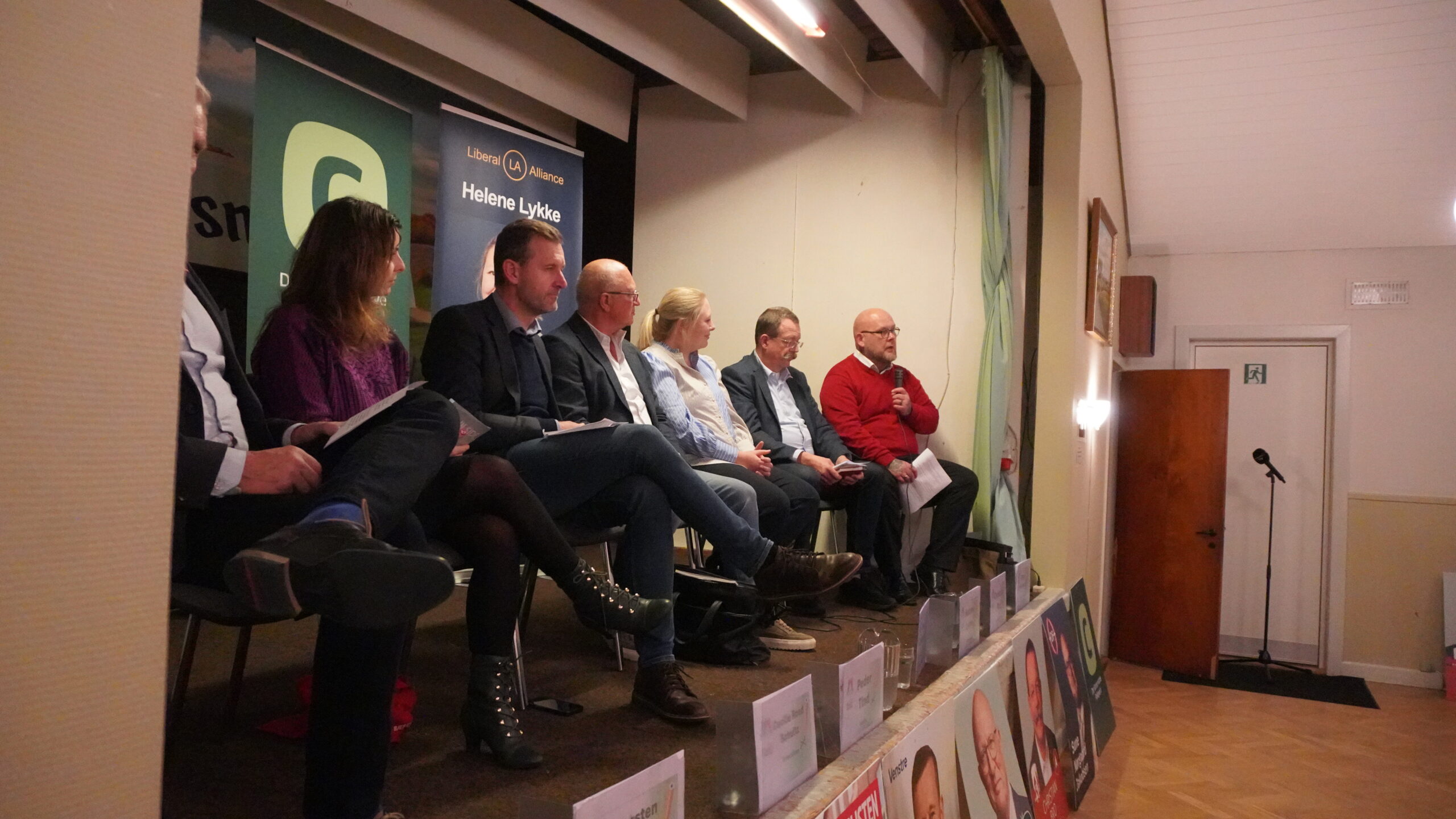 Valgdebat i Egeskov med stor charme