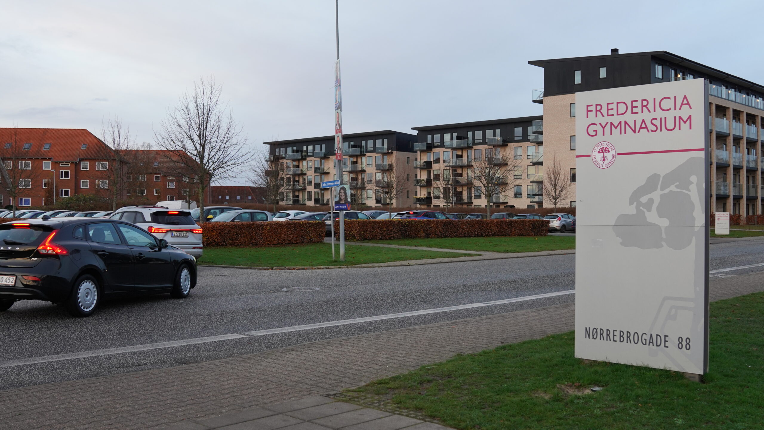 Flere fandt vej til orienteringsaften på Fredericia Gymnasium: »Det giver grund til forsigtig optimisme«