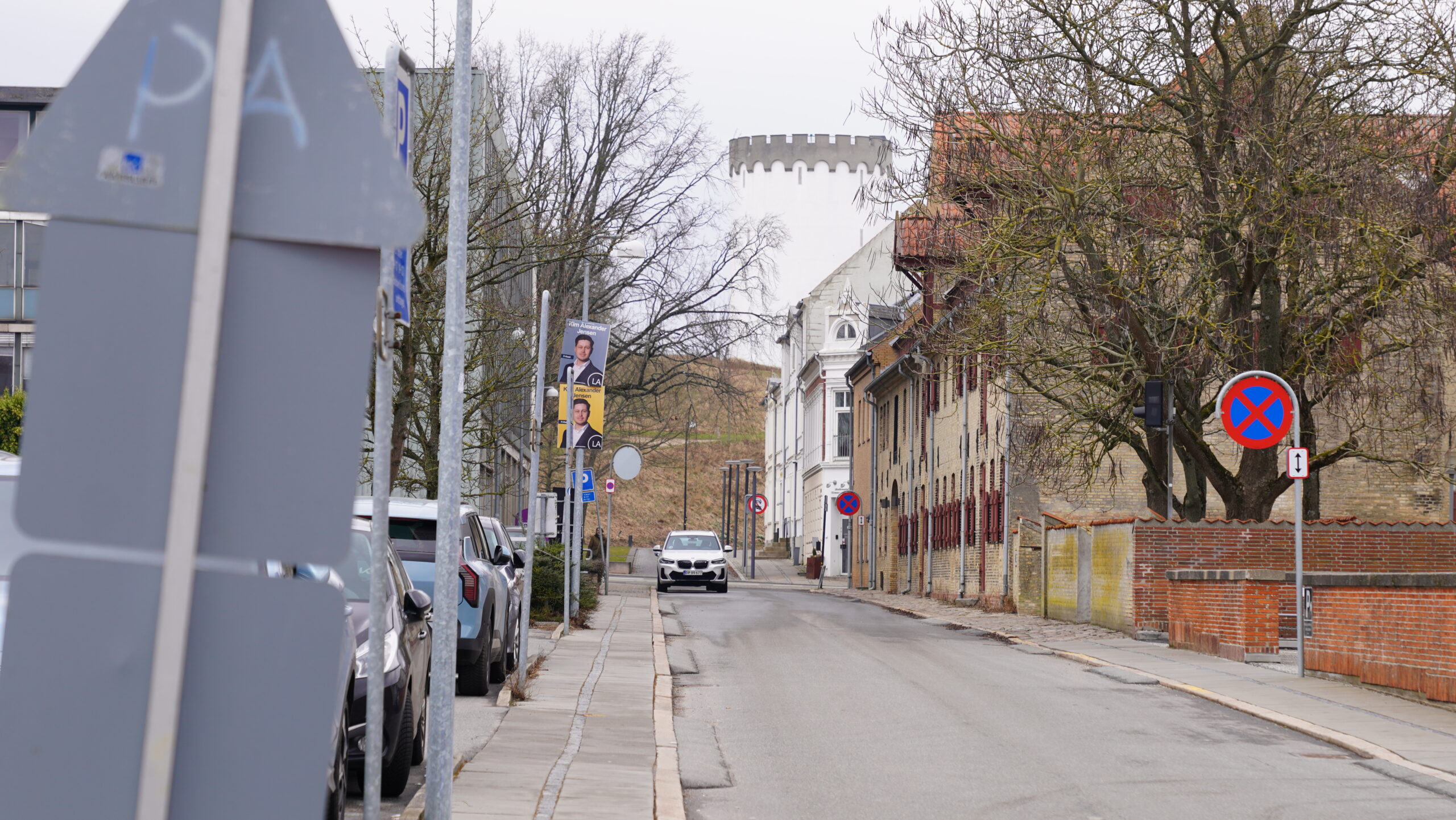 Pantdåser forsvandt fra baggård i Kirkestræde: To personer sigtet i Coop 365