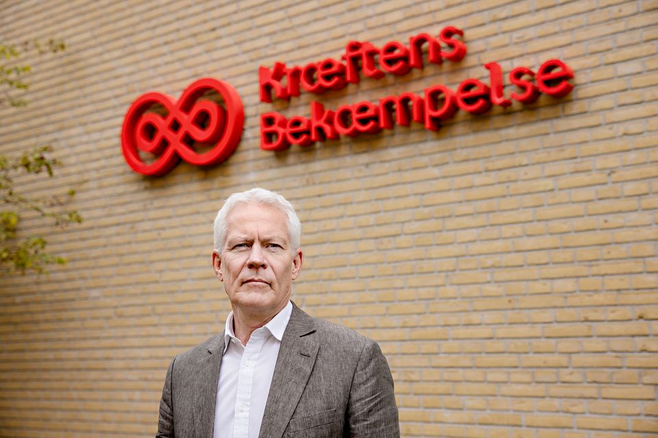 Kræftpatienter lever med alvorlige senfølger – nu lyder krav om dyrere cigaretter